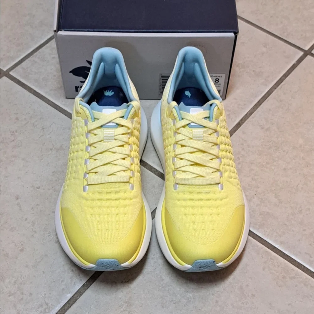 Rabbit "Dream Chaser" running shoes yellow and blue - Wmns sz 8 - Picture 2 of 11
